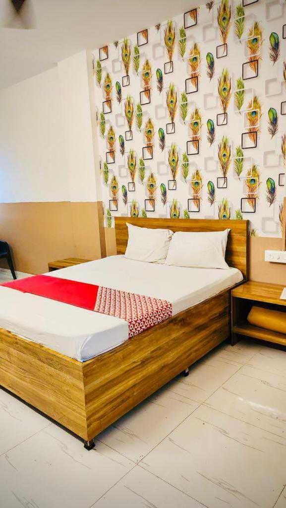 Hotel Royal Lodging Phursungi Εξωτερικό φωτογραφία